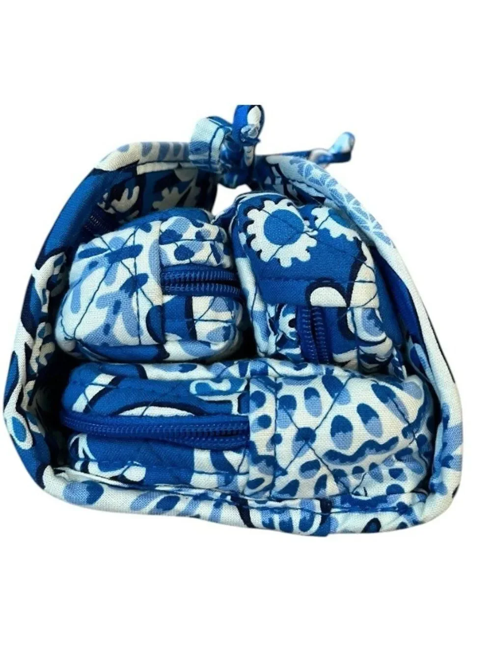 Vera Bradley Blue All Wrapped Up Jewelry Cosmetic Travel Case Soft Quilted Ties